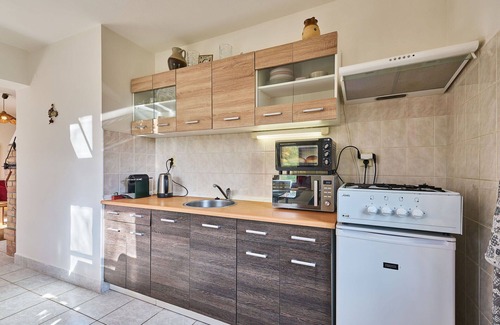 Ceska Metuje House | Beautiful private villa for 6 guests with WIFI, pool, TV, patio, pets allowed and panoramic view