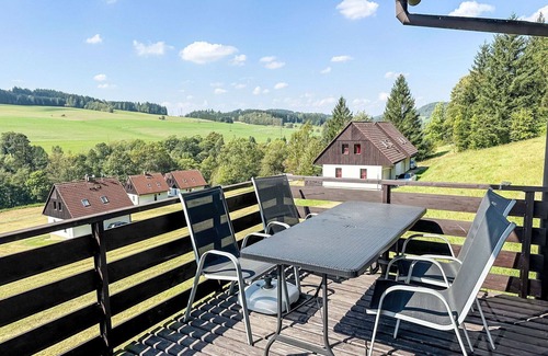 Starkov House | Beautiful private villa with WIFI, pool, TV, patio, pets allowed, panoramic view and parking