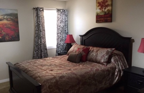 Regina House | Beautiful 1 & 2 Bedroom Suites located in East Regina - Fines Drive - Excellent 1 Bedroom - Great Value - Unit 5