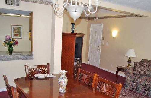 Downtown Salt Lake City Apartment | Beautiful 1 bedroom unit at resort, sleeps 4