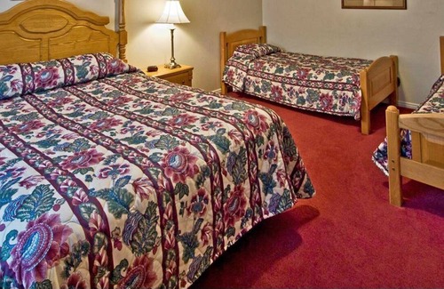 Downtown Salt Lake City Apartment | Beautiful 1 bedroom unit at resort, sleeps 4