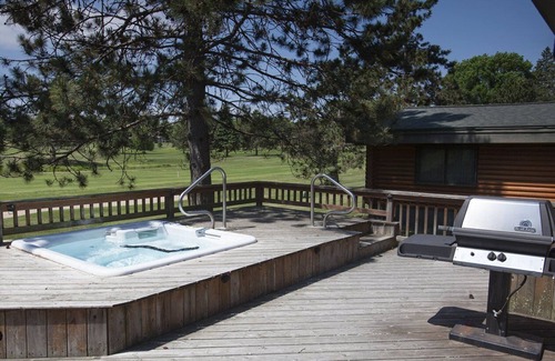Breezy Point Apartment | Beautiful 1 bedroom unit at resort, sleeps 4