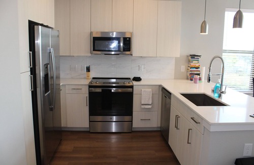 Northside Apartment | Beautiful 1 bedroom in the heart of Houston with a view