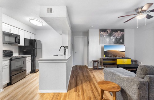 Coronado Hills Apartment | Beautiful 1BD/1BA in University Hills 4729
