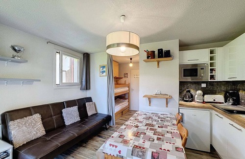 Les Bruyeres Apartment | Beautiful 1BR 4 pers 24m² ski-in/ski-out, perfect for vacation