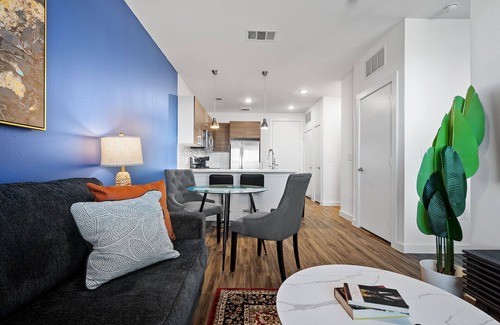 Riverside Apartment | Beautiful 1BR in Riverside Austin 7343