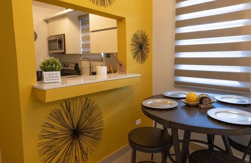 Palmas Apartment | Beautiful 2/1 apartment with AC & WiFi in phenomenal Cataño