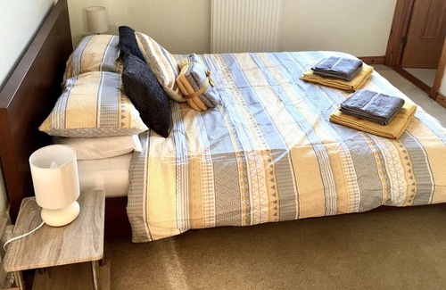 Lossiemouth House | Beautiful 2 Bed/2 Bath Marina View Apartment Lossiemouth Free WiFi/Parking