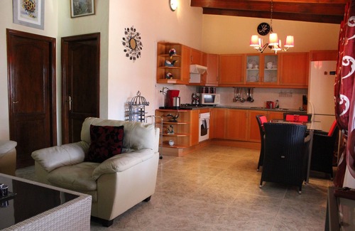 Parque Holandes Apartment | Beautiful 2-Bed Bungalow in Parque Holandés