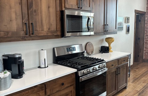 Aubrey Apartment | Beautiful 2-bedroom apartment in Aubrey with WiFi, AC