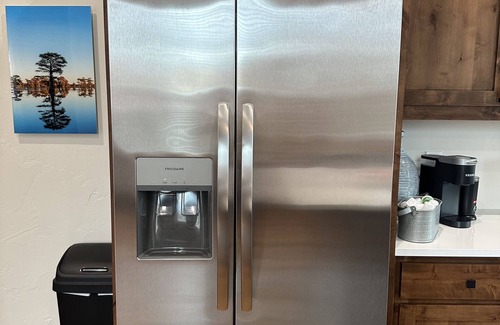 Aubrey Apartment | Beautiful 2-bedroom apartment in Aubrey with WiFi, AC