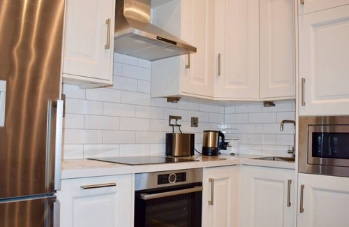 Ballsbridge Apartment | Beautiful 2 Bedroom Ballsbridge Apartment near the Aviva