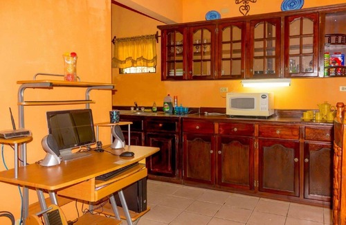 Santa Elena House | Beautiful 2 Bedroom Home On Hilltop In Santa Elena Cayo, Belize