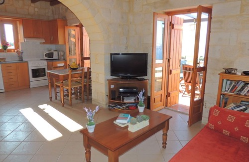 Apokoronas Villa | Beautiful 2 Bedroom Stone Villa With Private Pool And Fantastic Views.