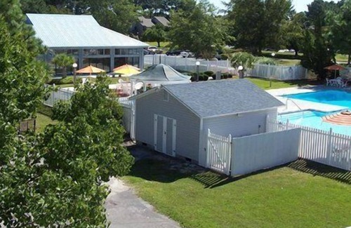 New Bern Apartment | Beautiful 2 bedroom unit at resort, sleeps 8