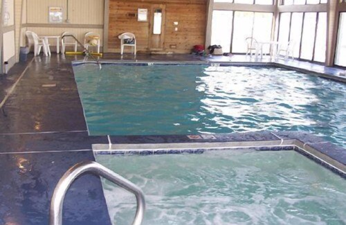 New Bern Apartment | Beautiful 2 bedroom unit at resort, sleeps 8