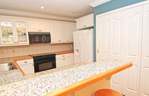 Seabrook Island House | Beautiful 2 BR Villa! Neighborhood Pool! Amenity Cards Included! Close to Beach!