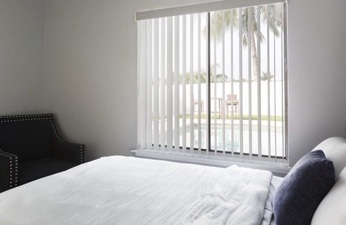BallenIsles Villa | Beautiful 2 Bedrooms Residential House with Loft and Private Pool