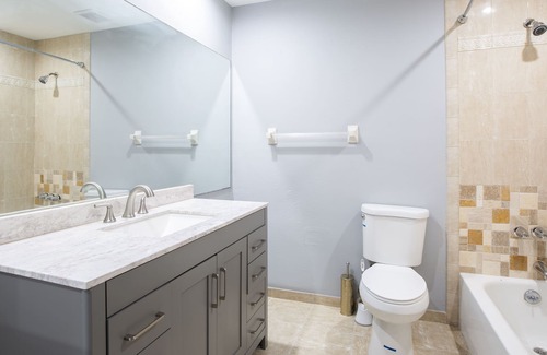 BallenIsles Villa | Beautiful 2 Bedrooms Residential House with Loft and Private Pool
