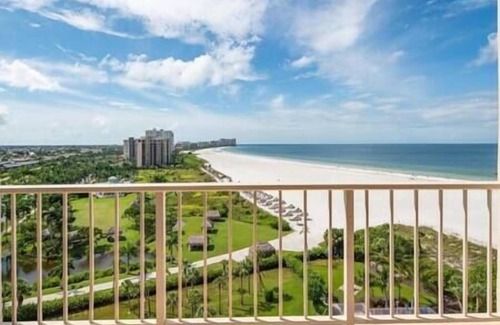 Marco Island Apartment | Beautiful 2BR 2BA Beachfront Condo – Prime Location