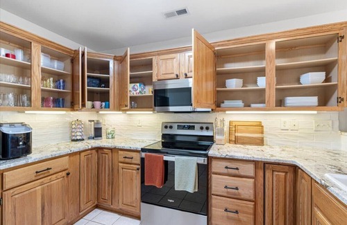 Bentonville House | Beautiful 3 bed, 2 bath home near Crystal Bridges