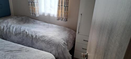 Lydd-on-Sea House | Beautiful 3-Bed Lodge in kent