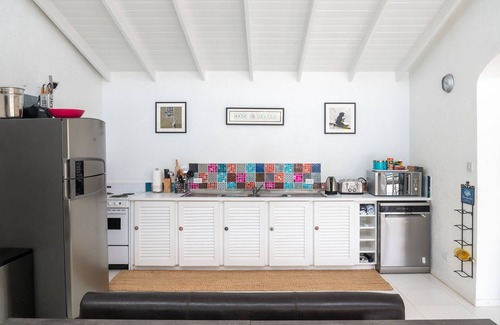 Mullins Villa | Beautiful 3 Bed Villa with Pool at Mullins Beach