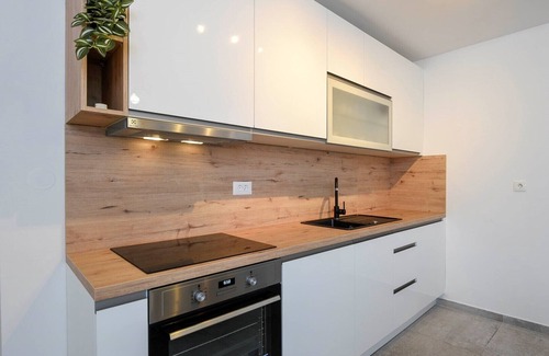 Kuciste Apartment | Beautiful 3-Bedroom Apartment with amazing view of Adriatic Sea and korčula Island