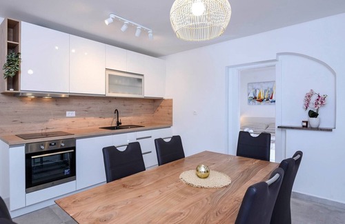 Kuciste Apartment | Beautiful 3-Bedroom Apartment with amazing view of Adriatic Sea and korčula Island