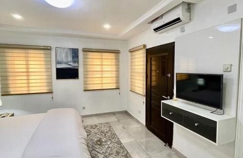 Ikeja Apartment | Beautiful 3 bedroom duplex in ikeja GRA