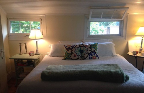 Red Hook Other | Beautiful 3 Bedroom Farmhouse with Pool, Pond and Vegetable Garden