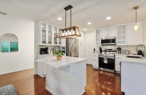 University City House | Beautiful 3-bedroom house in awesome San Diego with Peloton bike and a big yard