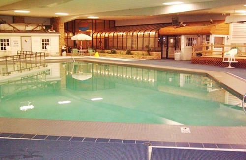 Spirit Lake Apartment | Beautiful 3 bedroom unit at resort, sleeps 8