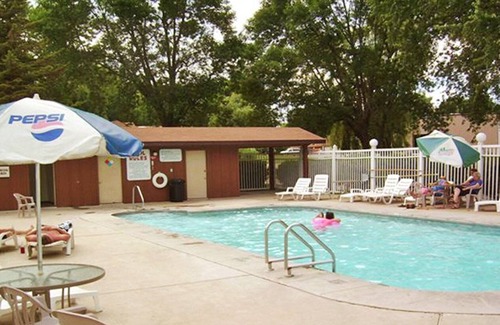 Spirit Lake Apartment | Beautiful 3 bedroom unit at resort, sleeps 8