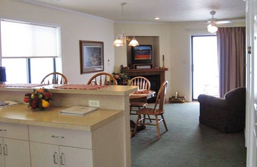 Spirit Lake Apartment | Beautiful 3 bedroom unit at resort, sleeps 8