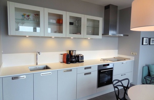 Saint-Raphael Apartment | Beautiful 3 rooms with sea view, air conditioning, internet, pool, 4-6