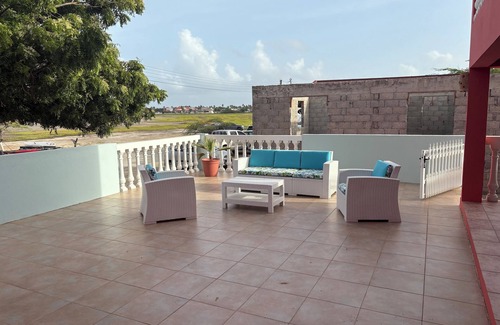 Kamay Villa | Beautiful 4 BR/4 BA Villa near all Palm Beach attractions