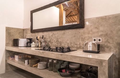 Petitenget Villa | Beautiful 4 BR villa in Seminyak square