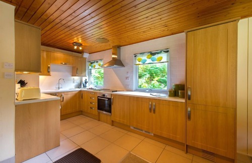 Crianlarich Ski Chalet | Beautiful 4 star, 3 bedroom chalet with mountain views