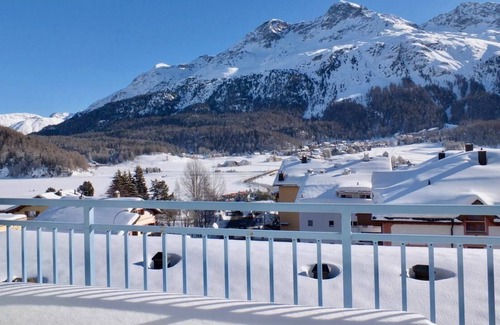 Silvaplana Apartment | Beautiful 5 - room flat in the attic with approx.