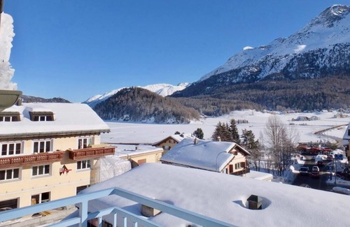 Silvaplana Apartment | Beautiful 5 - room flat in the attic with approx.