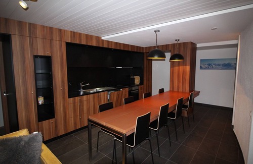 Anzere Apartment | Beautiful 5-room flat (max 8-10 pers), renovated, near the cable car with view on the Valaisan Alps.