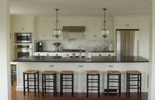 Cliff House | Beautiful 6 BR Cliff Rd home. Pool, central A/C, walk to beaches & town. NO TAX!
