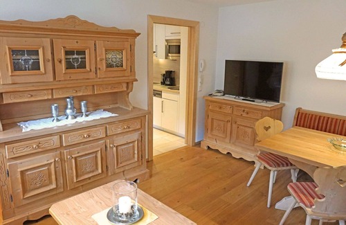Ried im Oberinntal Apartment | Beautiful apartment for 4 people with WIFI, TV and patio