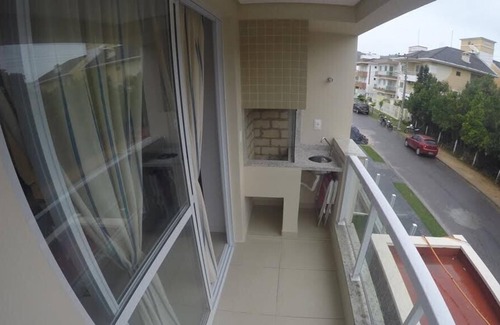 Governador Celso Ramos Apartment | Beautiful and cozy apartment on the beautiful beach of Palmas!