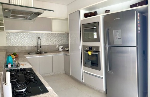 Regiao Norte House | Beautiful and Charming House in VIla A - Close to Everything