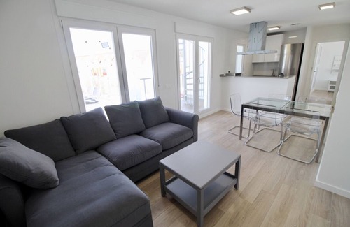 Denia Apartment | Beautiful and comfortable apartment in Denia, on the Costa Blanca, Spain with communal pool for 4 persons