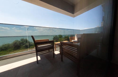 Constanta Apartment | Beautiful and cozy family apartment to enjoy with you loved ones.