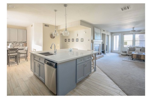 Kierland Condo | Beautiful and exceptionally located condo!