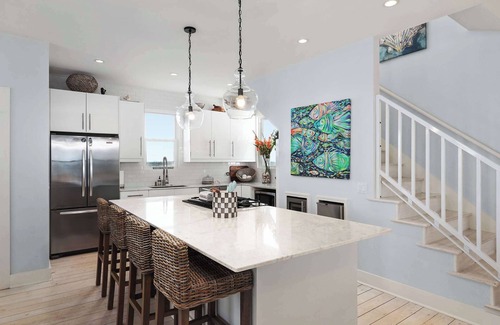 Galveston House | Beautiful and Secluded Autumn Breeze Fantastic Bay View